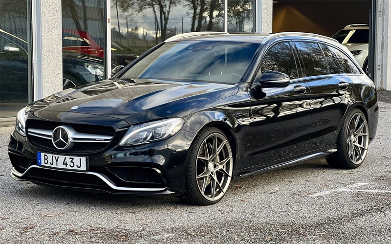 Svart Mercedes Benz AMG C63 T stulen i Ängelholm