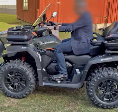 Grön fyrhjuling CFMoto CForce 625 Touring stulen väster om Frändefors