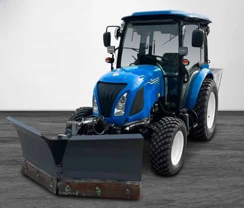 Blå kompakttraktor New Holland Boomer 45 stulen i Skogås söder om Stockholm