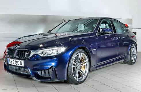 Blå metallic BMW M3 F80 stulen i Bromma, Stockholm