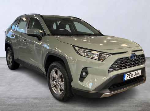 Grön Toyota RAV4 Hybrid AWD stulen i Nacka utanför Stockholm
