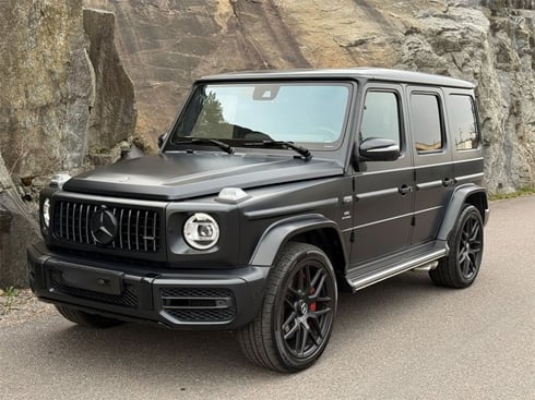 Svart Mercedes Benz AMG G63 stulen strax öster om Fristad